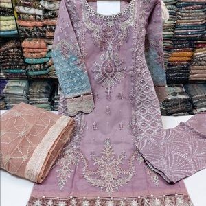 Brand New Pakistani Indian Party Wear Shalwar Kameez